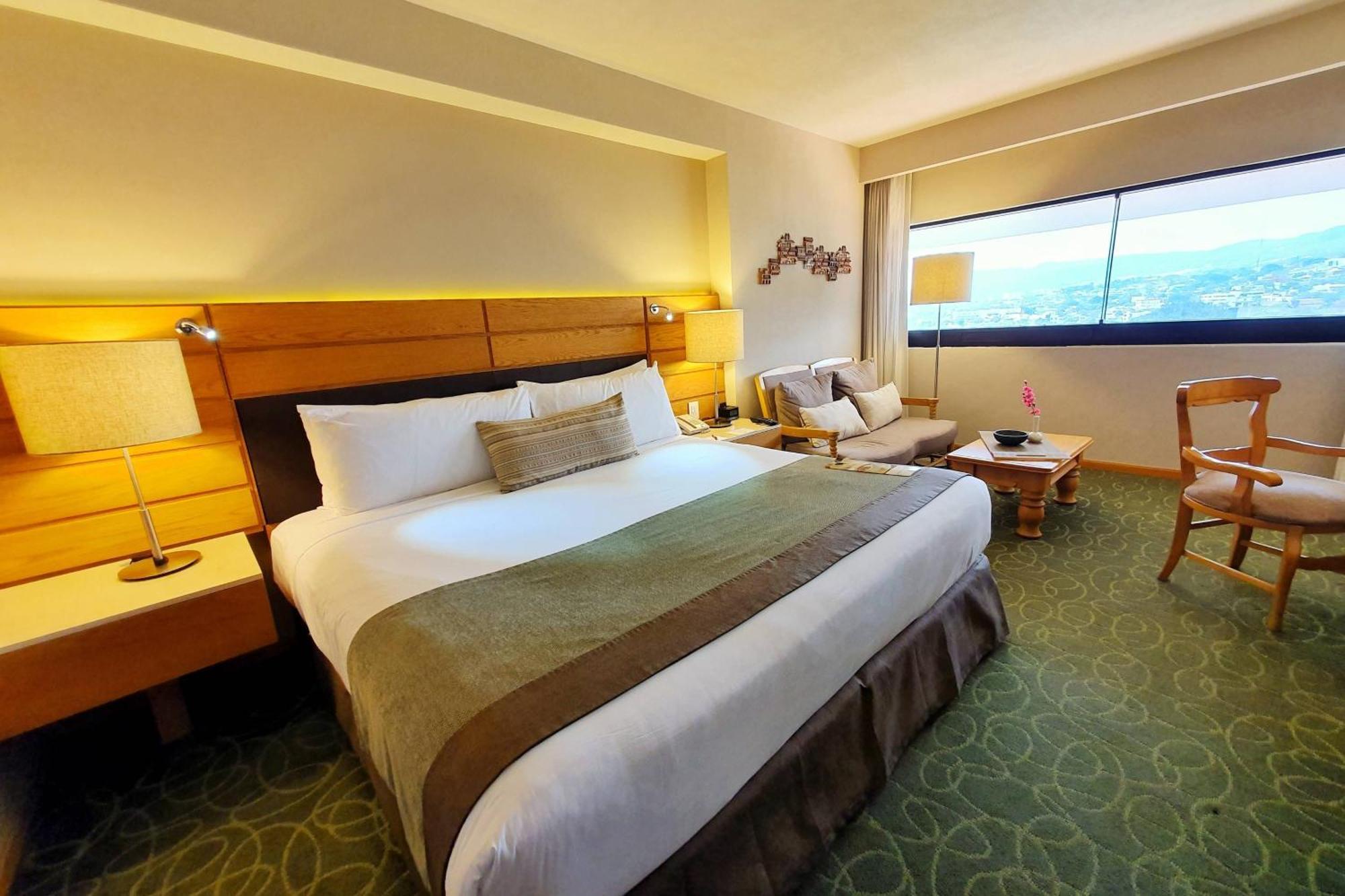 Marriott Tuxtla Gutierrez Hotel מראה חיצוני תמונה A room at the hotel